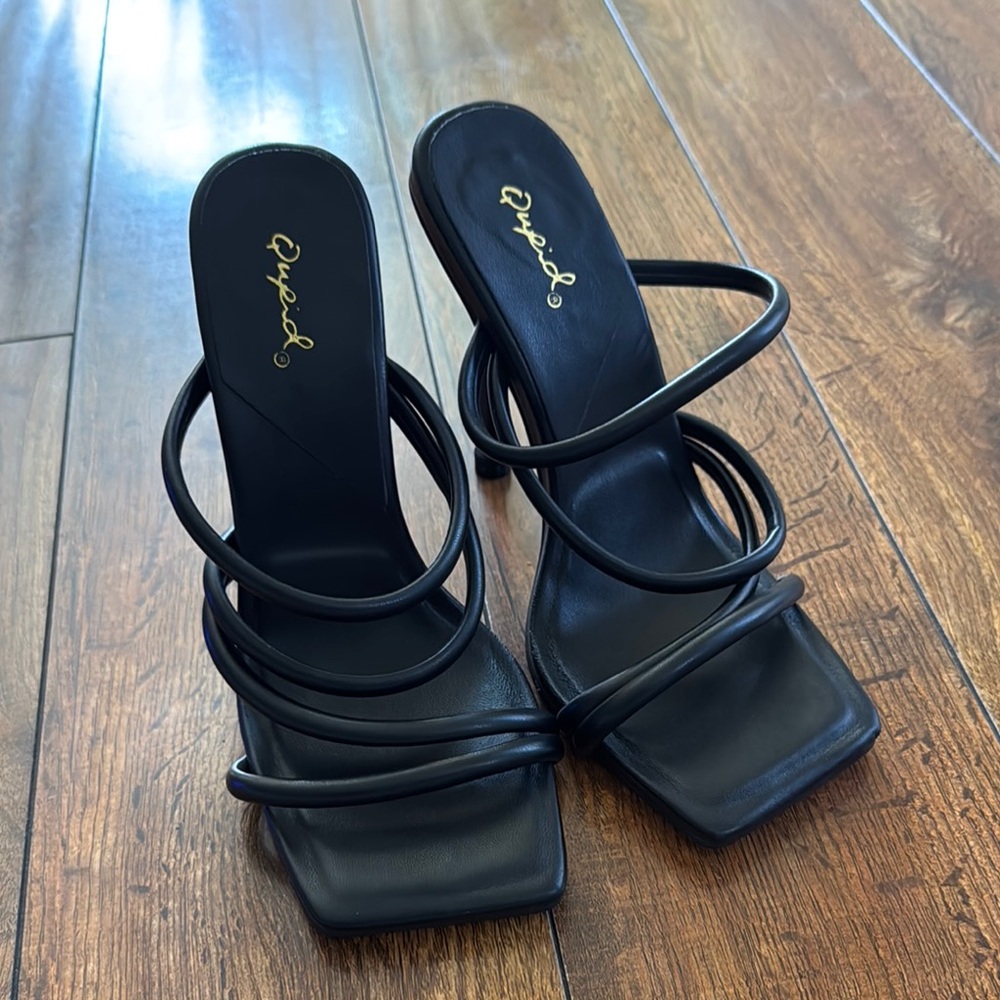 Qupid Black Stiletto Heels with Strappy Design